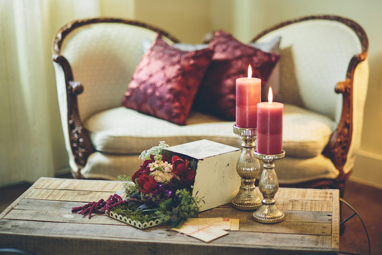 Lounge area decor
