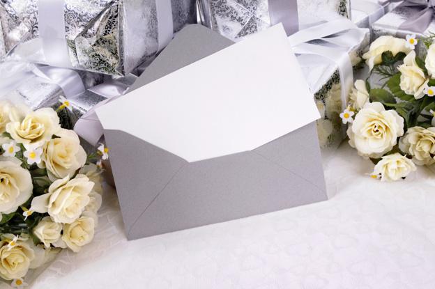 How To Design Your Amazing Wedding Invitations