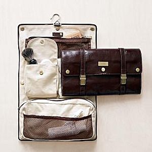 These travel cases are perfect for your honeymoon.