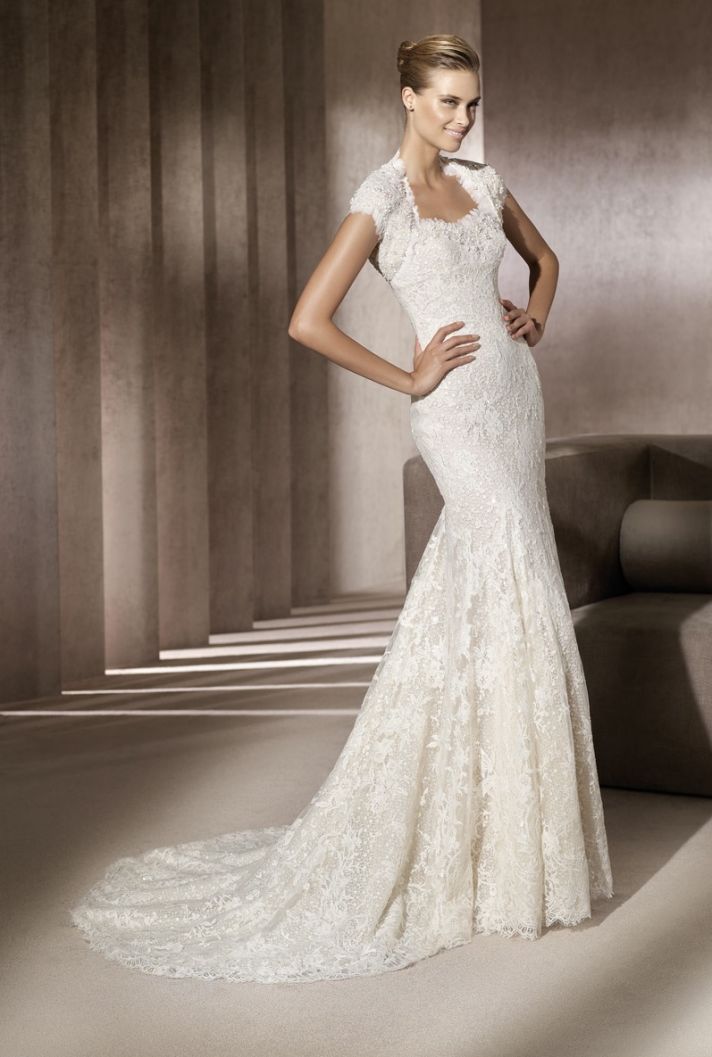 Cap sleeved lace mermaid wedding dress