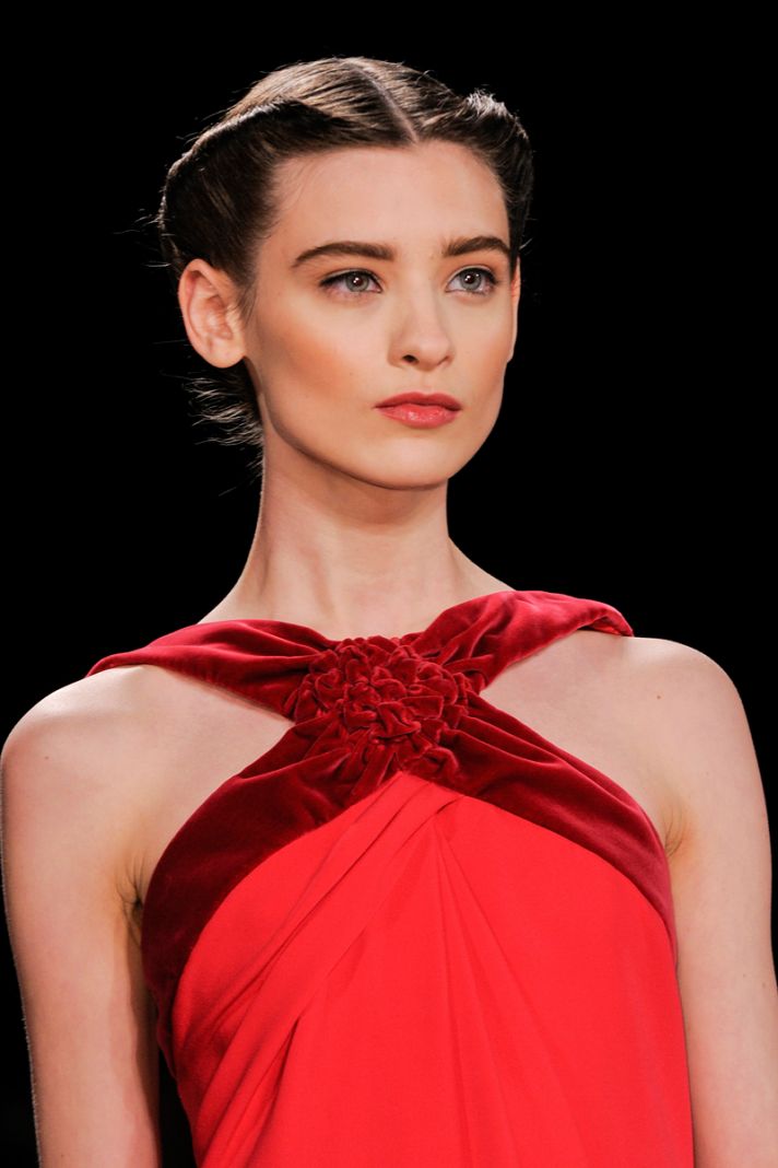 Retro wedding hairstyle at Carolina Herrera