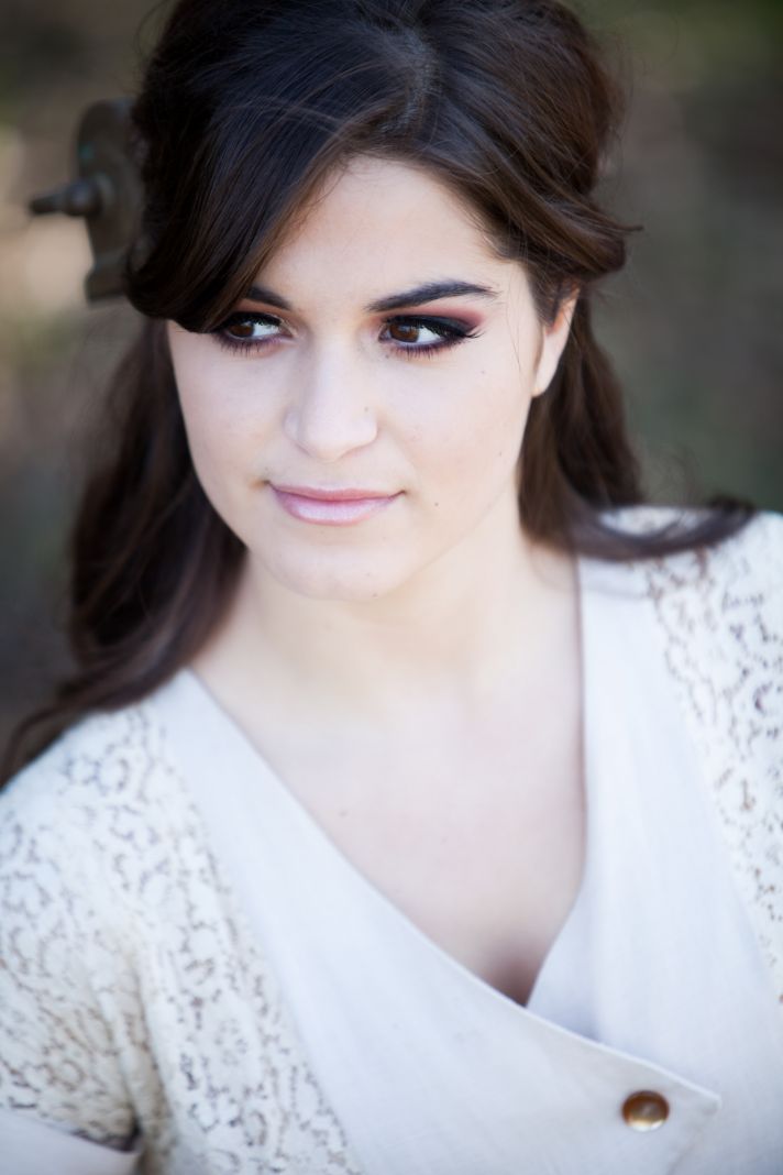 Dramatic wedding eye makeup half up hairstyle