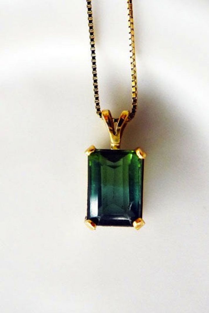 Emerald 14k gold necklace