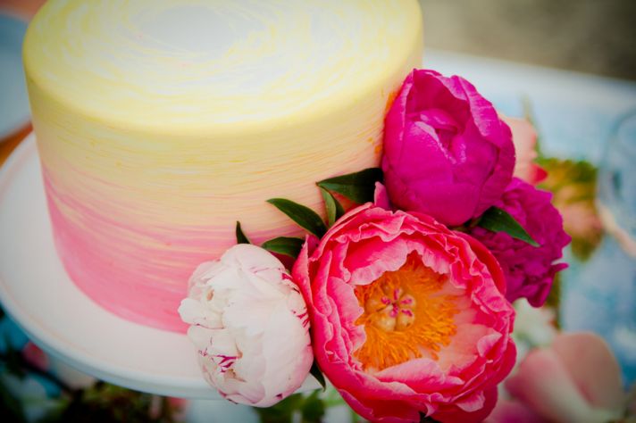 Simple ombre wedding cake