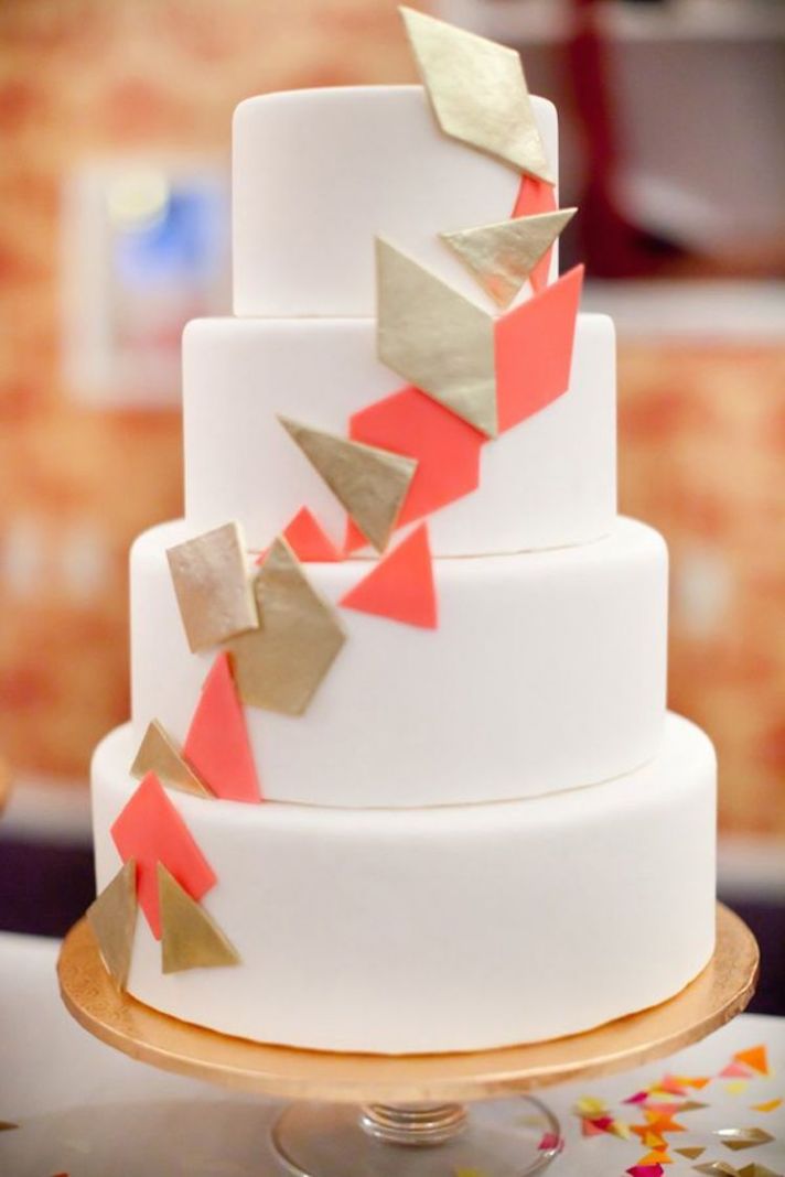 Contemporary and Graphic Wedding Cake