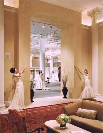 trunk-shows-to-see-full-designers-collections-see-your-favorite-wedding-dresses