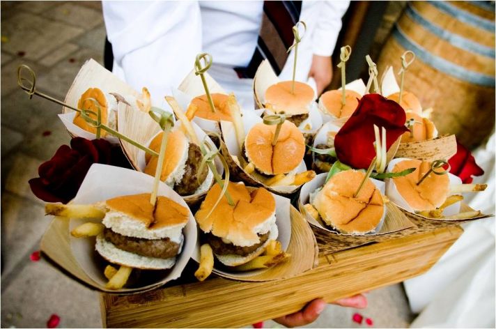 delicious-bar-food-made-chic-at-wedding-reception-butler-passed-mini-burgers