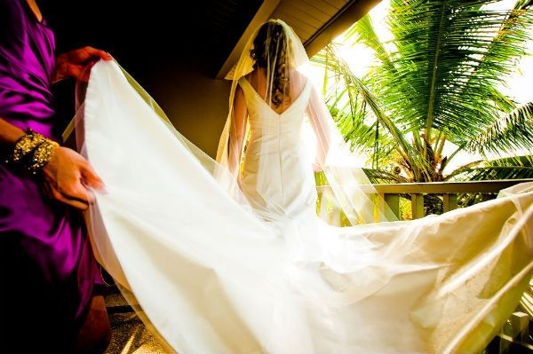 Ivory mermaid wedding dress on destination bride