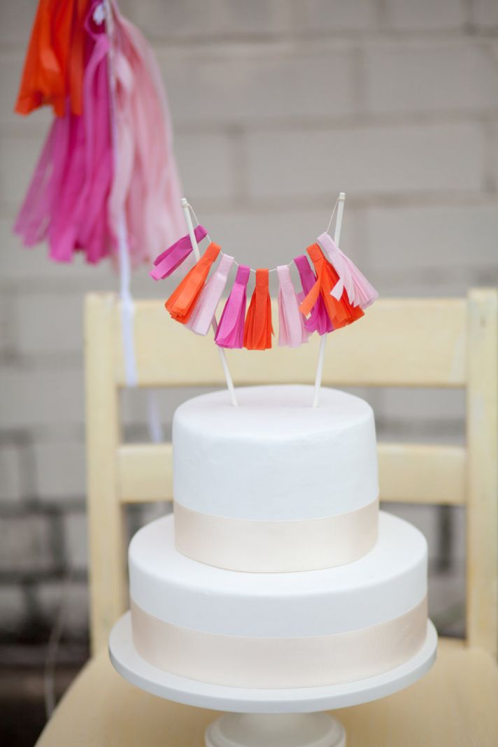 simple chic wedding cakes picked by Brooklyn Bride 2