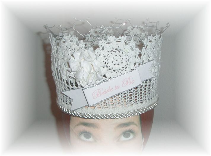 bad bachelorette party gifts chicken wire crown