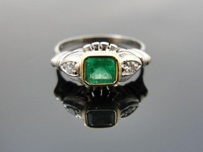 art deco emerald engagement ring