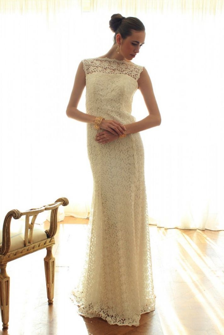 Lace mermaid v back wedding dress