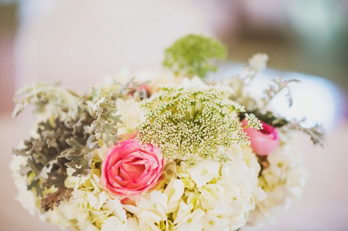 Romantic San Diego Wedding in Summer Floral Details