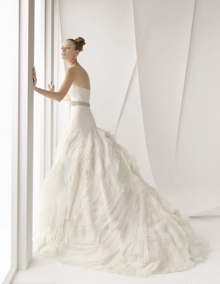 Classic and romantic strapless a-line ivory wedding dress with beaded bridal belt by Rosa Clara, Spr