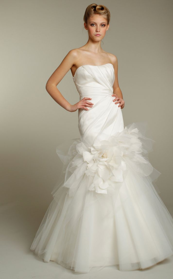 Romantic ivory strapless tulle mermaid wedding dress by Jim Hjelm
