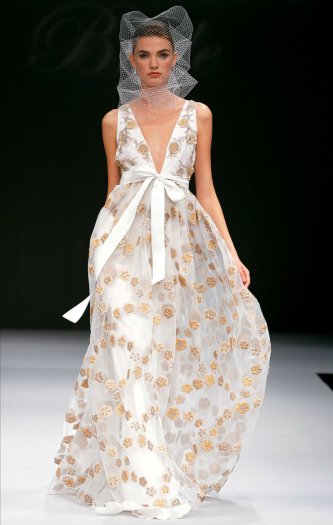 2012 wedding dress trends printed bridal gowns