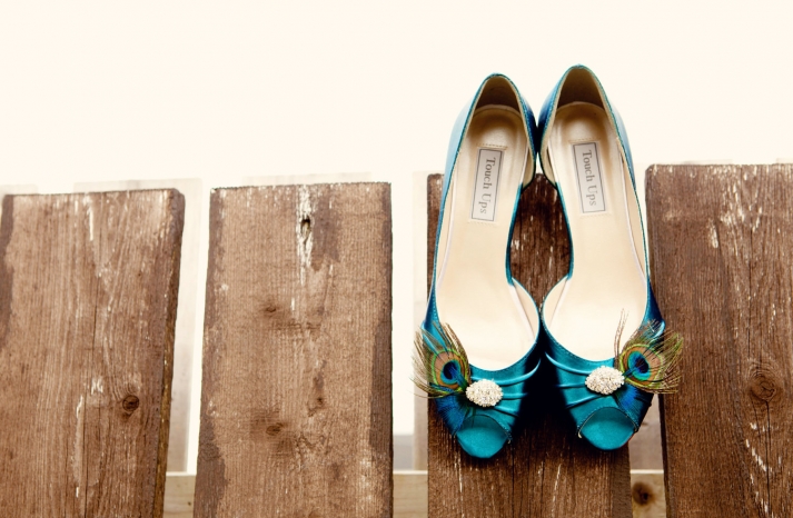 bridal style wedding ideas something blue etsy bridal shoes peacock feathers