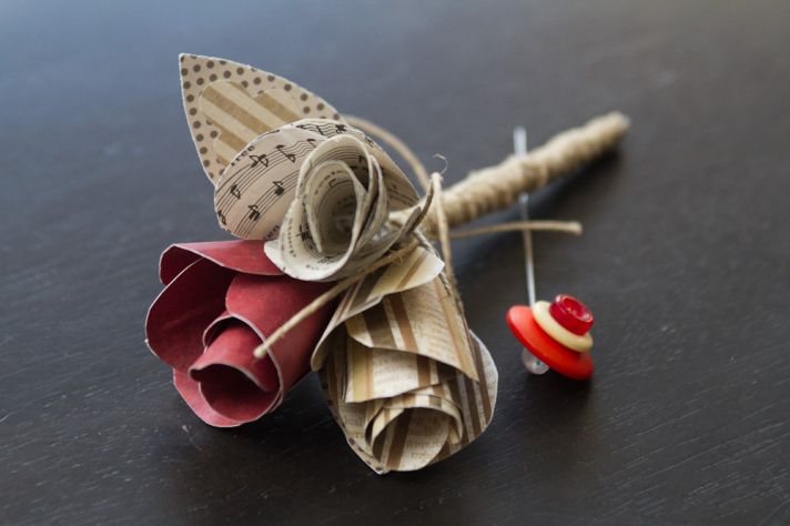music themed wedding accessories ceremony reception decor rustic bouquet