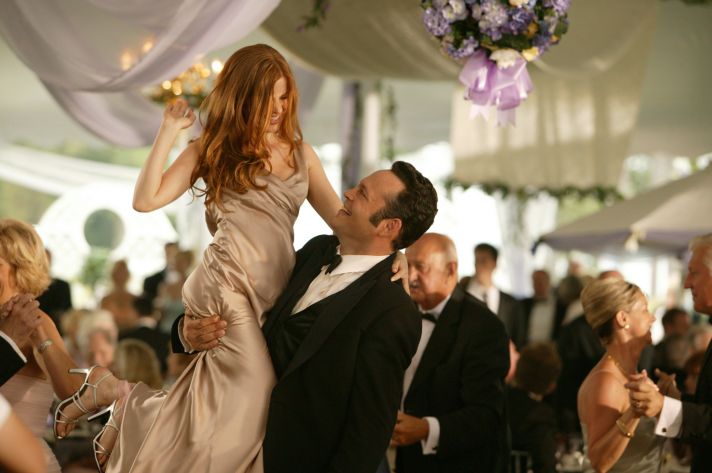 celebrity wedding news Taylor Swift becomes a wedding crasher