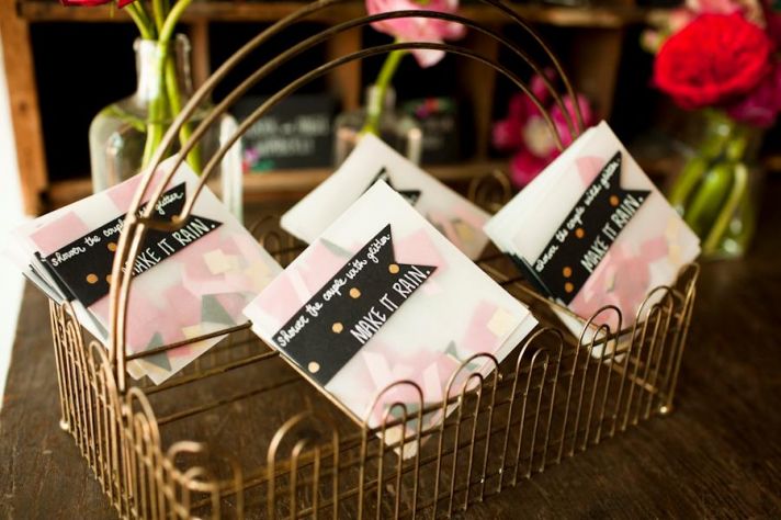 DIY Wedding Projects Confetti Envelopes