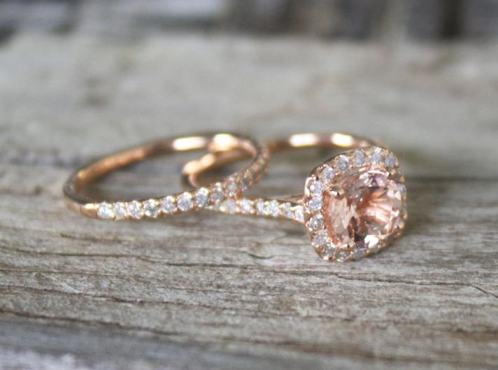 Morganite Engagement Ring for Romantic Brides
