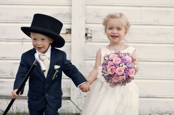 Ring bearer and flower girl in Norway