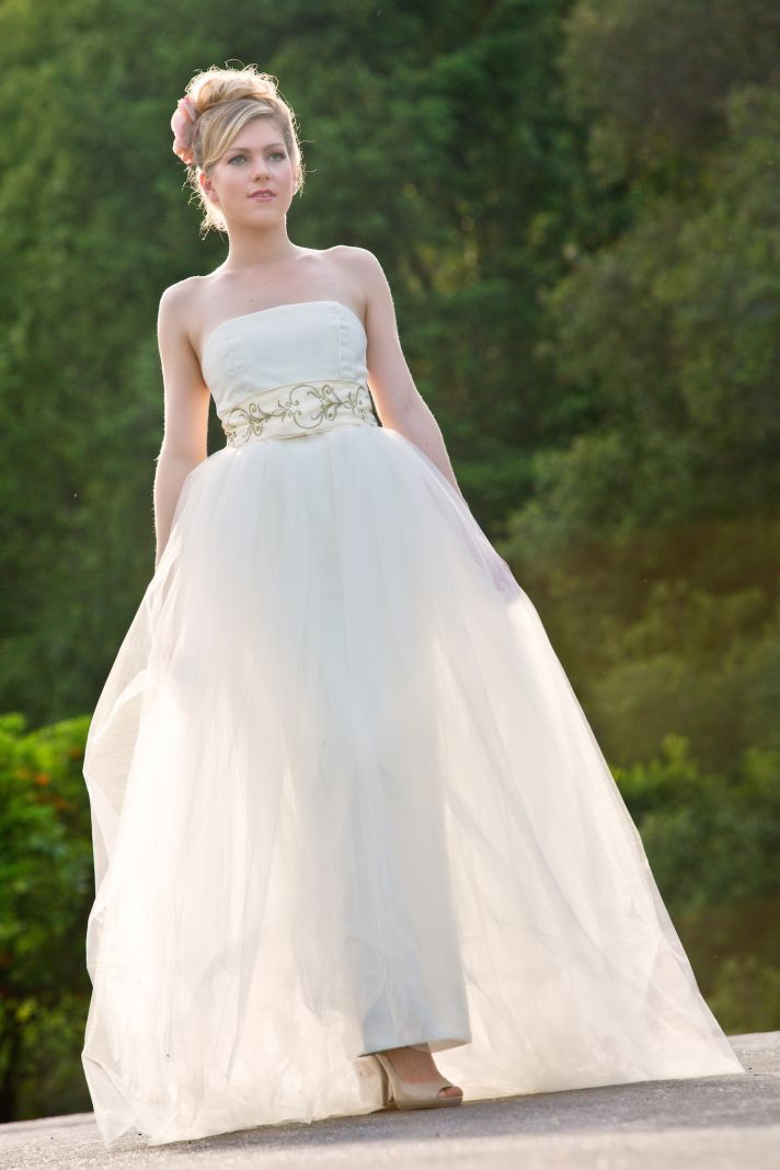 Amy Jo Tatum wedding gown