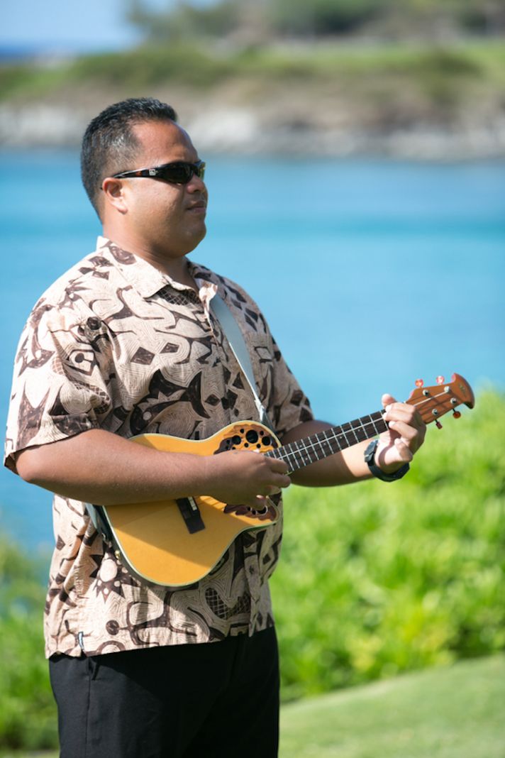 Hawaiin Guitarist at Ceremony