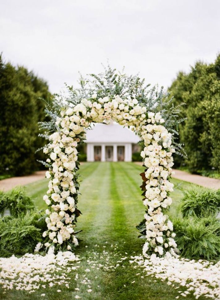 White Rose Altar
