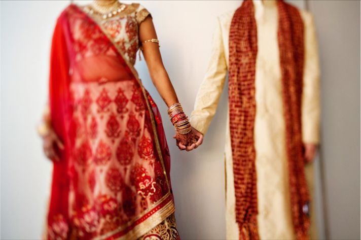 multi cultural weddings indian bride bridal bangles jewelry