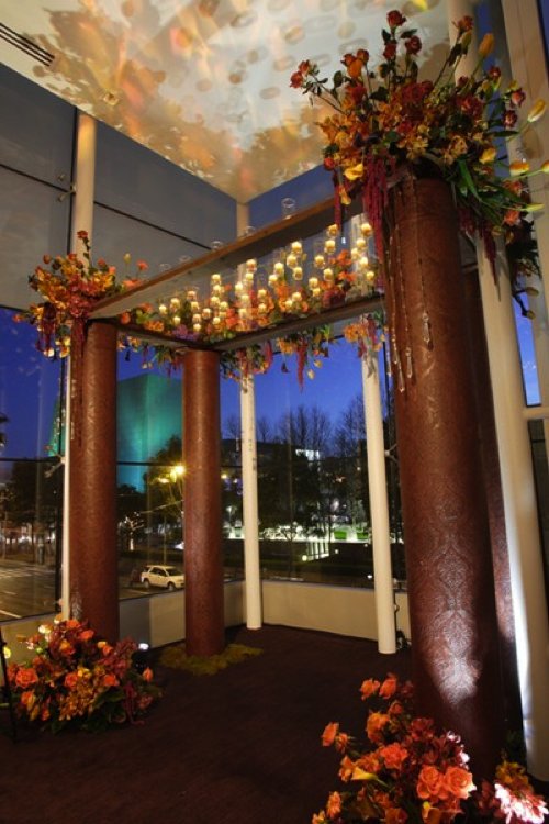 unique wedding ideas for interfaith wedding Jewish touches chuppah