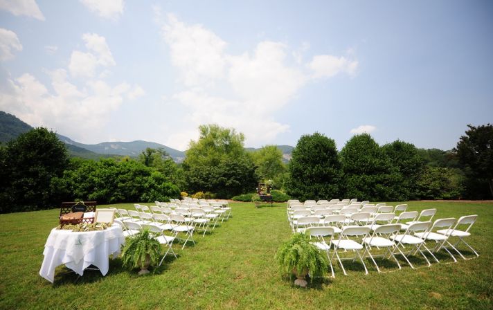 real wedding photography planning inspiration simple elegant outdoor ceremony
