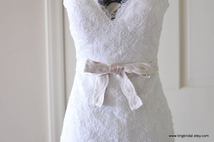 lovely lace LWDs for the brides wedding reception look v neck mini