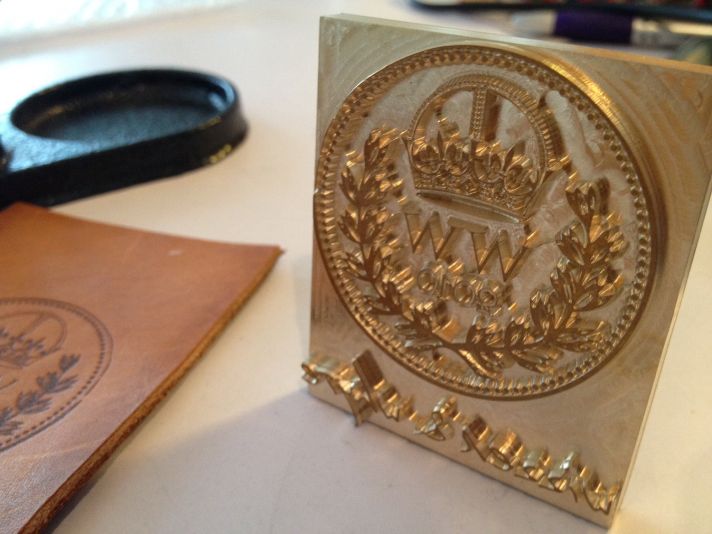 5 easy ways to personalize the wedding DIY weddings monogram stamp