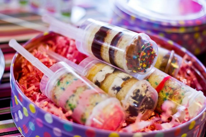 unique wedding cake alternatives push pops