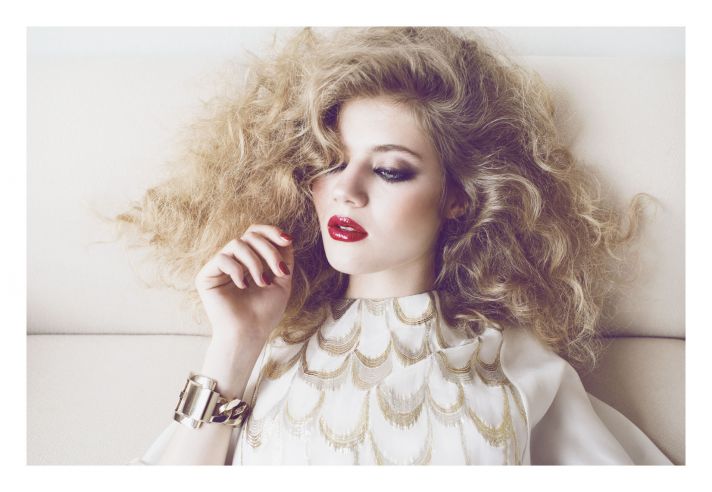 Bridal beauty inspiration big hair red glossy lips