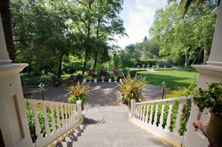 Romantic wedding staircase for the bride