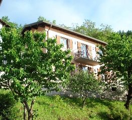 Ca al Sole in Northern Italy, a perfect location for your romantic honeymoon get away.