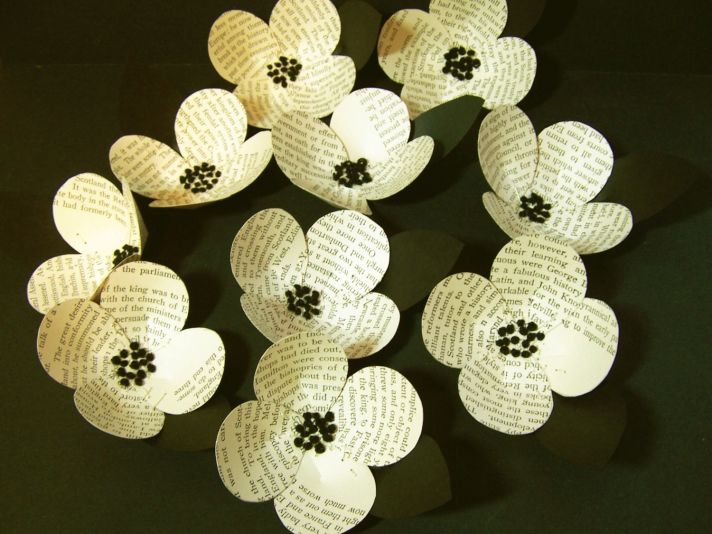 Vintage-chic recycled paper bouts for your groom and his groomsmen
