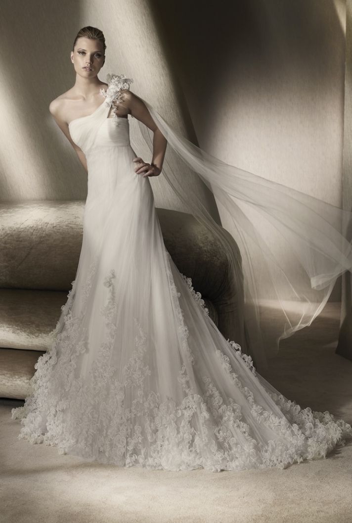 Wedding dress by San Patrick, 2012 collection