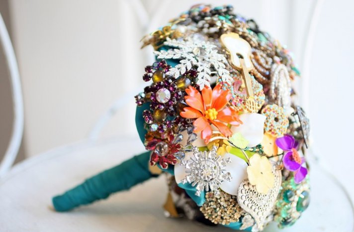 Antique brooch bouquet