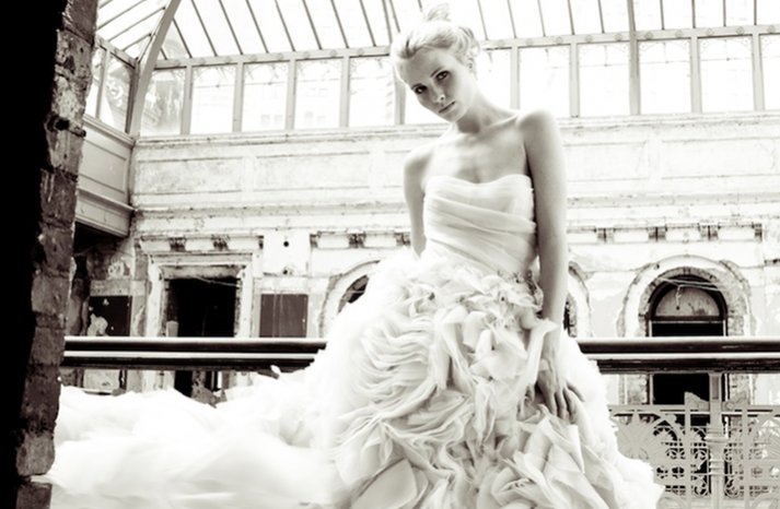 gorgeous 2012 wedding dress by monique lhuillier