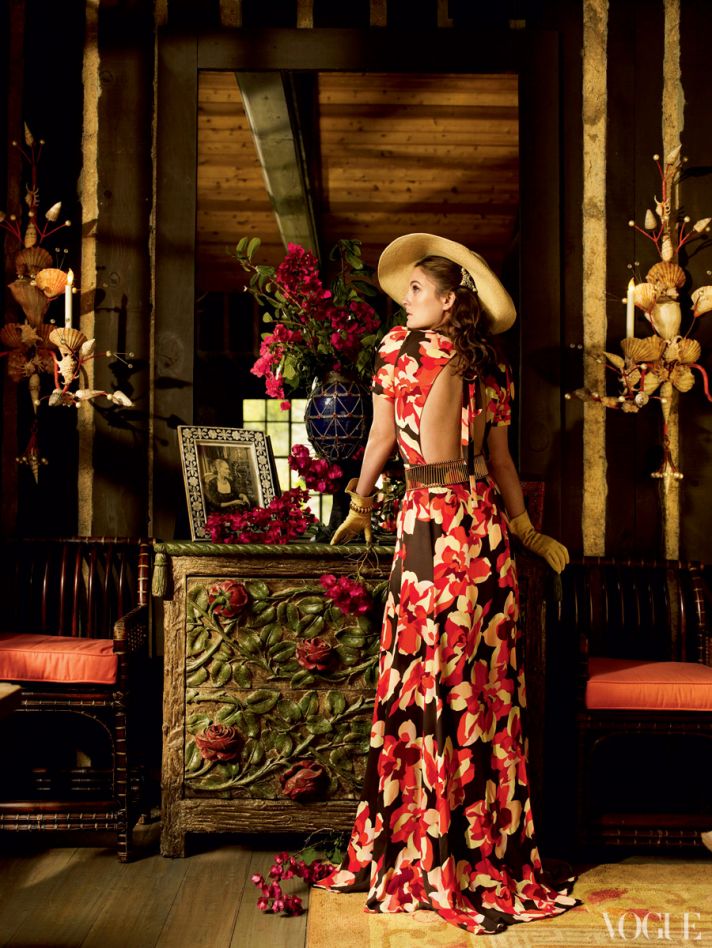 spring wedding inspiration printed bridesmaids dresses