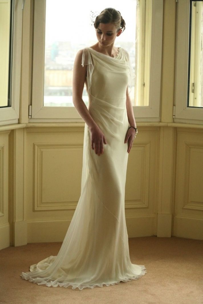 Bias cut wedding dress for Gatsby brides