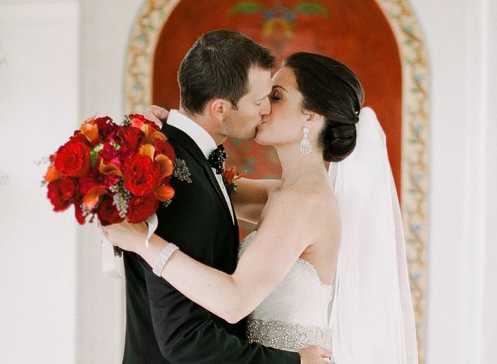 Real wedding in Simi Valley California bride and groom kiss