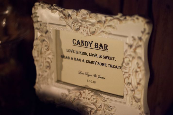 candy bar sign at southern plantation wedding