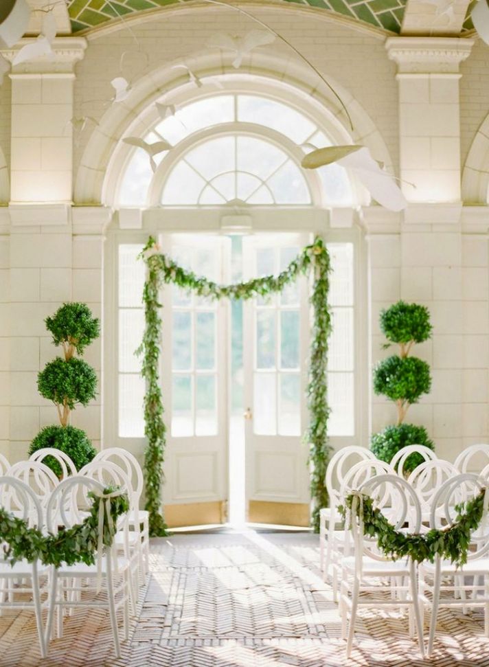 Garland Altar