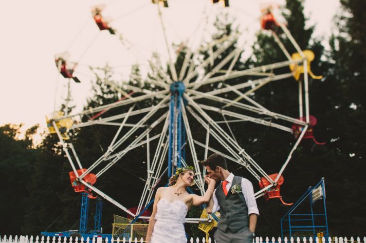 Ferris Wheel Wedding Photo