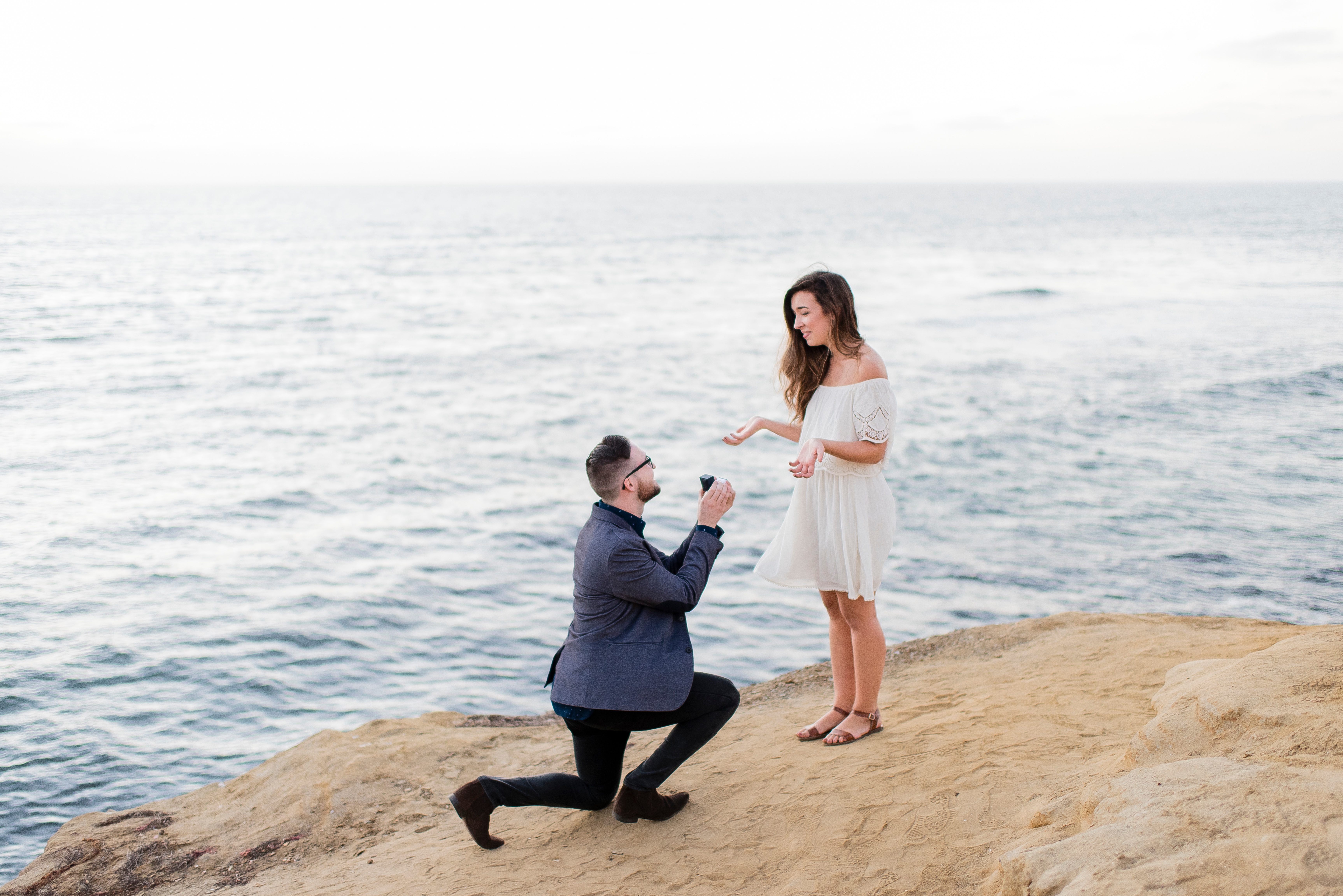 5 Must-Know Tips to Plan a Summer Engagement Party