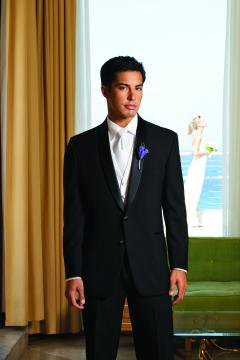 Bridal Shops & Tuxedo Rental in Cleveland, OH: American Commodore Tuxedo 